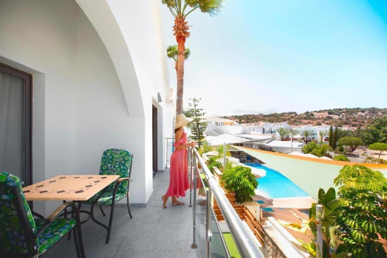 Latchi Escape Hotel And Suites Polis Exterior foto