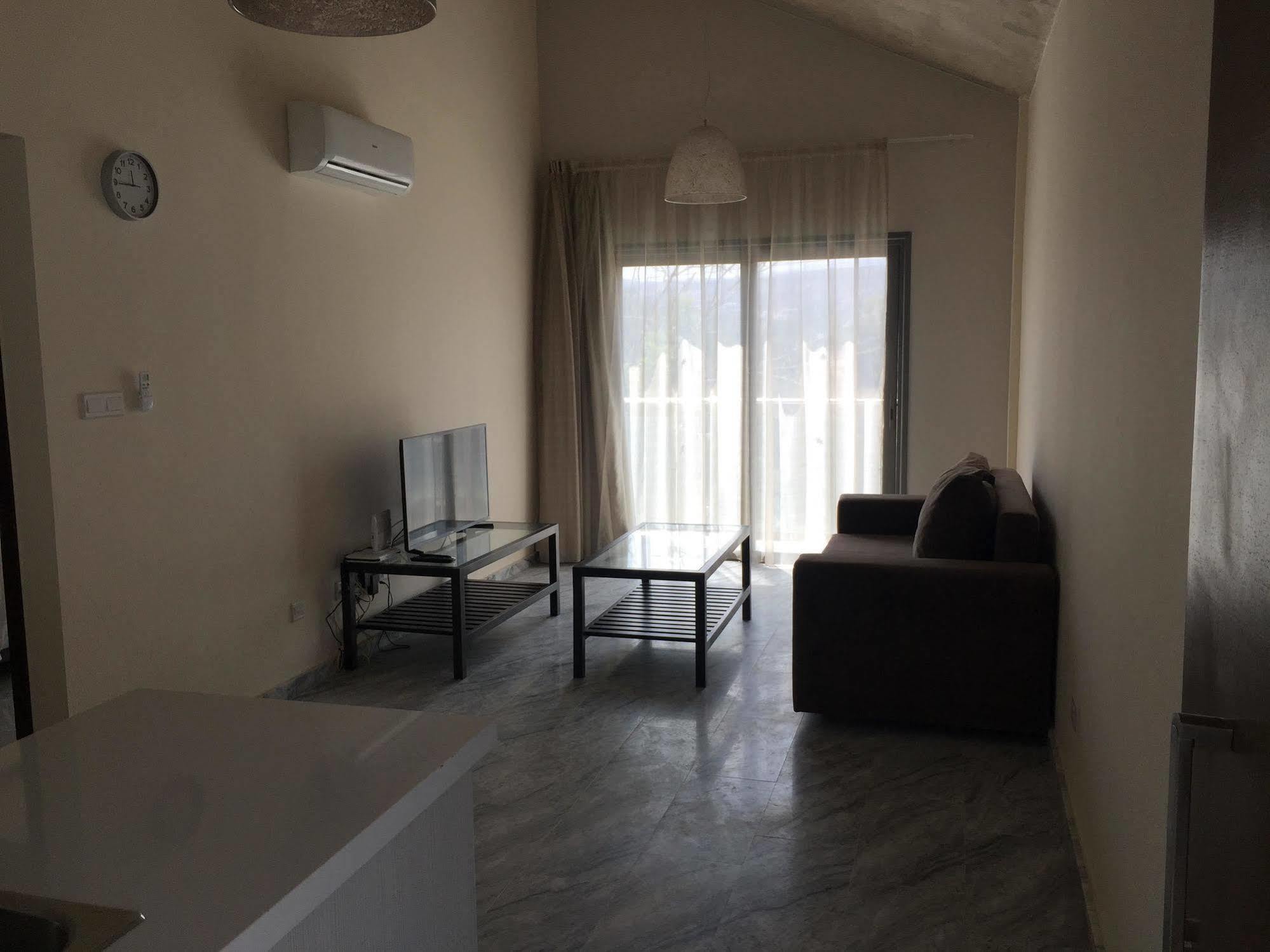 Latchi Escape Hotel And Suites Polis Exterior foto