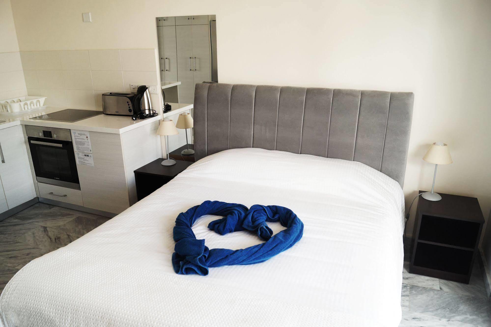 Latchi Escape Hotel And Suites Polis Exterior foto